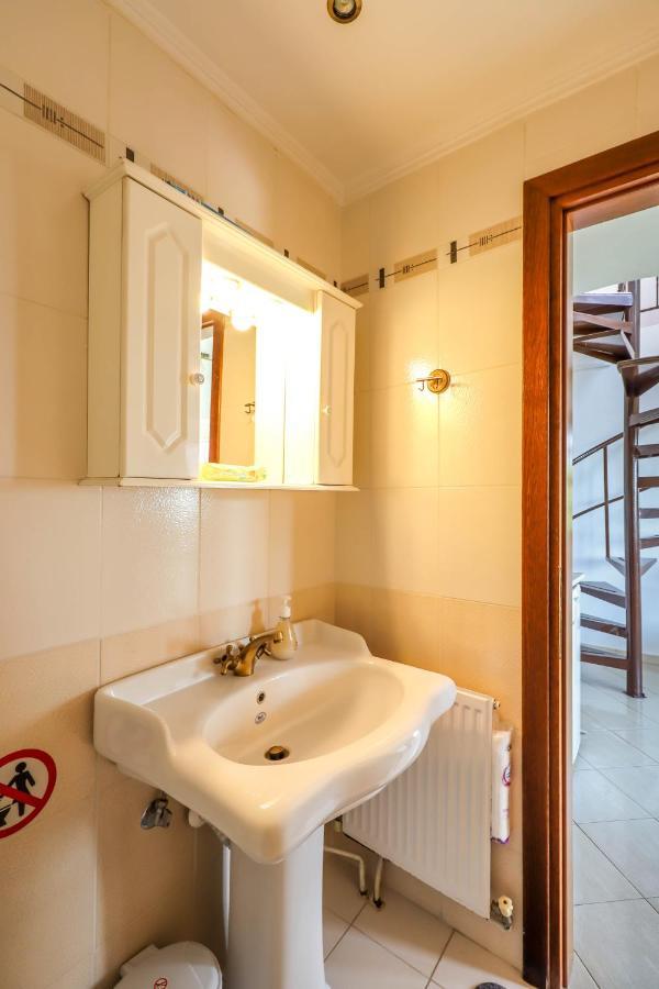 Studio Acropolis Serres Next To Center Ngoại thất bức ảnh