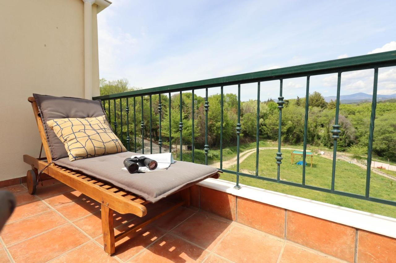 Studio Acropolis Serres Next To Center Ngoại thất bức ảnh