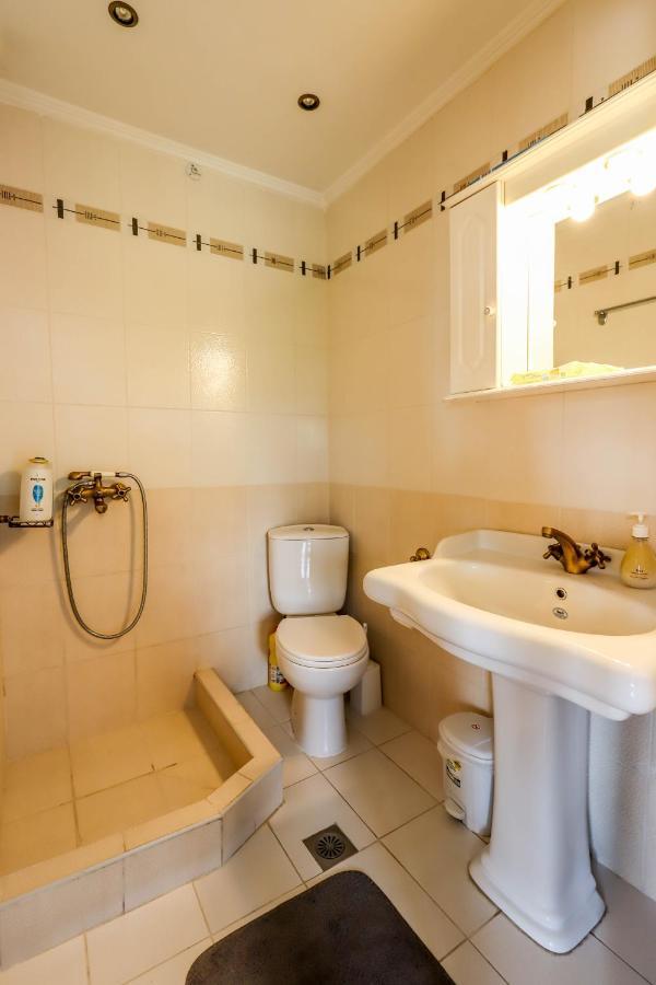 Studio Acropolis Serres Next To Center Ngoại thất bức ảnh