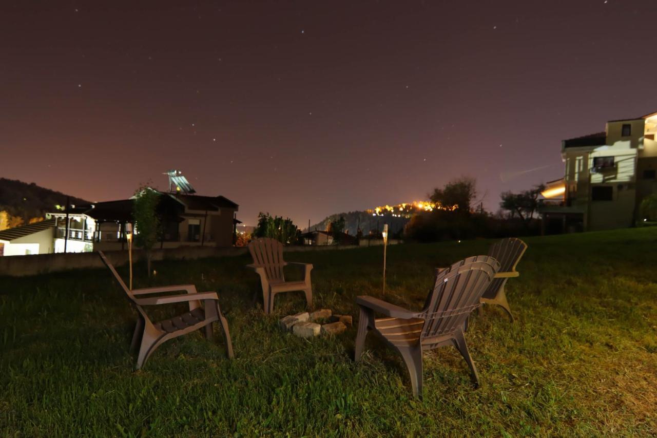 Studio Acropolis Serres Next To Center Ngoại thất bức ảnh